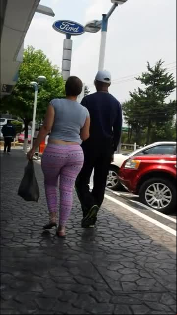 Esposa culona y marido segurisimo cornudo con semejante mujer